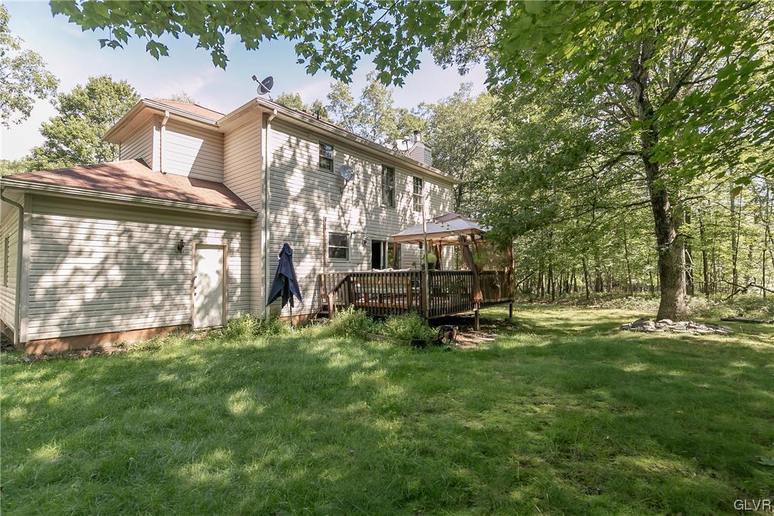 211 Bindale Road Tamiment, PA 18371 - Photo 37 of 40 Gallery Image 37