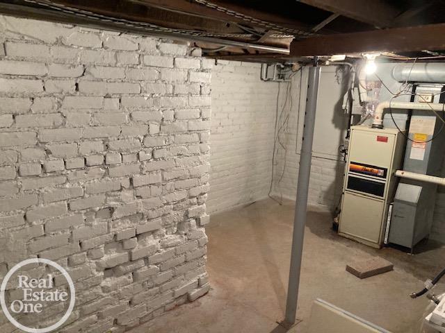755 Lake Shore Road Grosse Pointe, MI 48236 - Photo 42 of 66 50097157-41.JPG