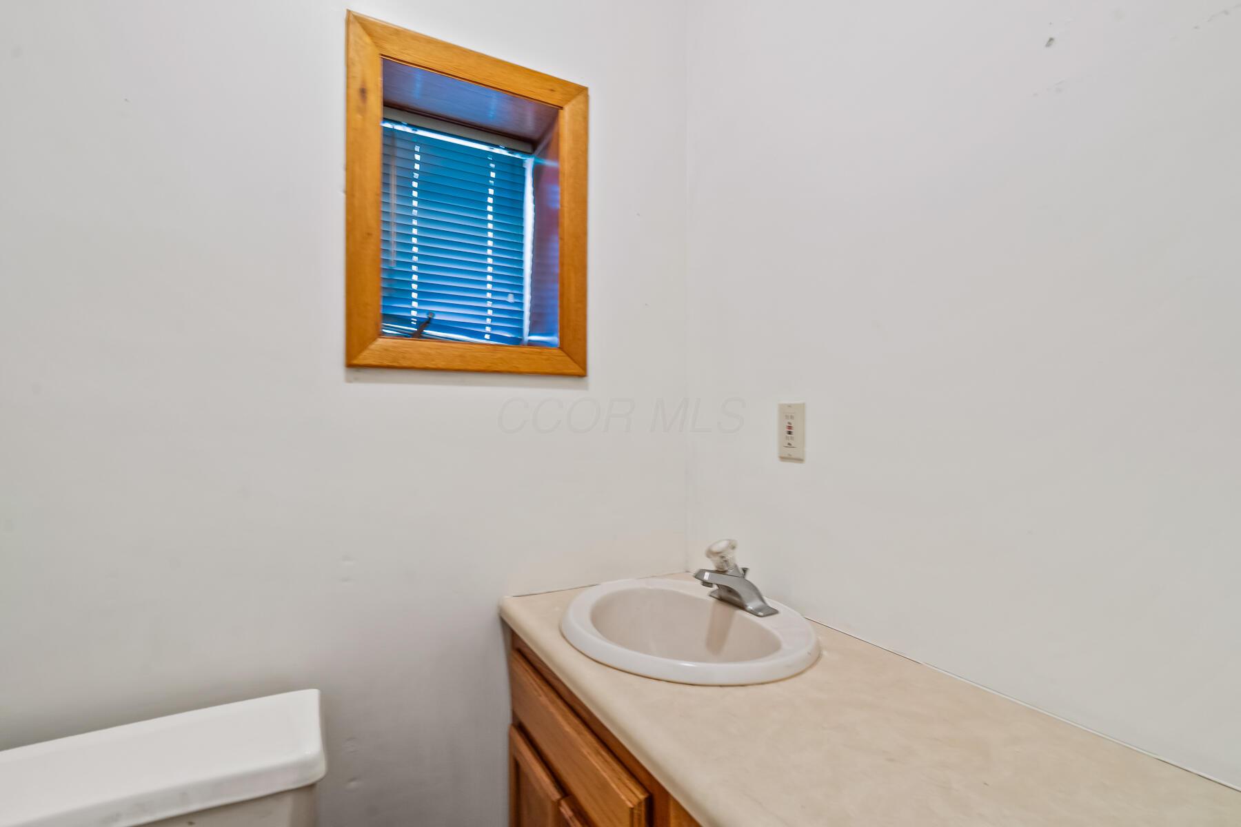 1384 Moler Road Columbus, OH 43207 - Photo 12 of 32 24-web-or-mls-1384 Moler Rd-124