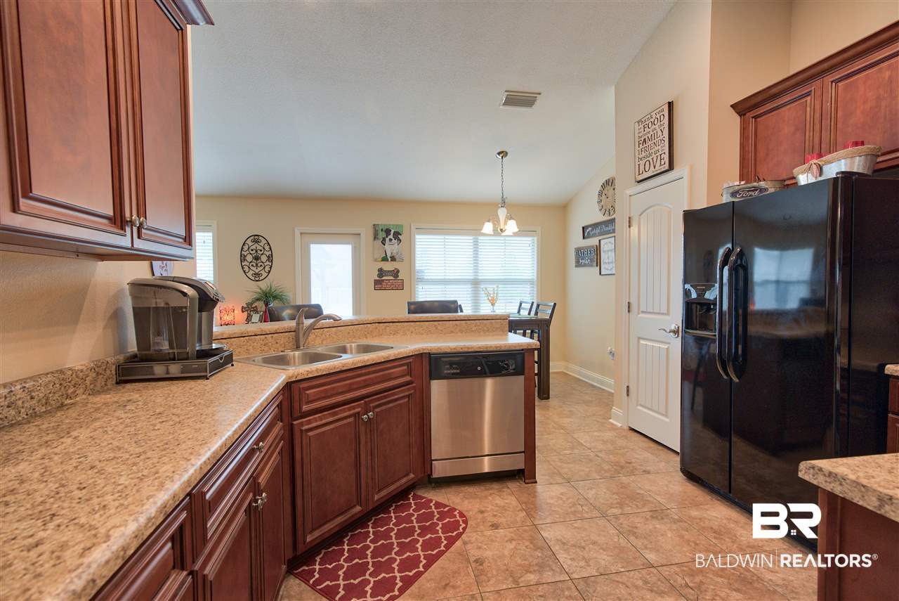 14791 Troon Drive Foley, AL 36535 - Photo 14 of 36 Kitchen