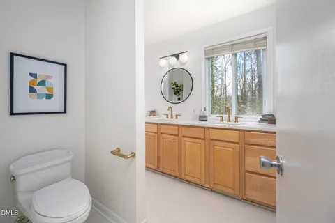 $739,000 | 1109 Sourwood Circle, Chapel Hill, NC 27517