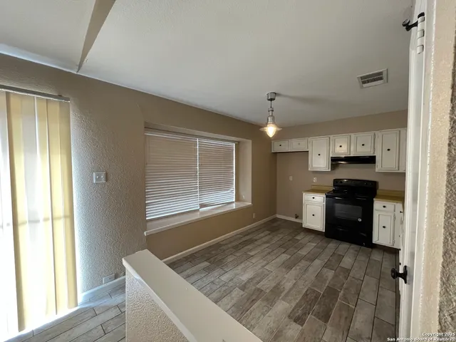 $1,795 | 6522 Ridge Willow Drive, San Antonio, TX 78233