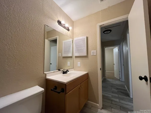 $1,795 | 6522 Ridge Willow Drive, San Antonio, TX 78233