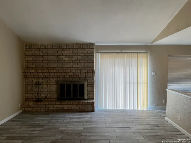 $1,795 | 6522 Ridge Willow Drive, San Antonio, TX 78233