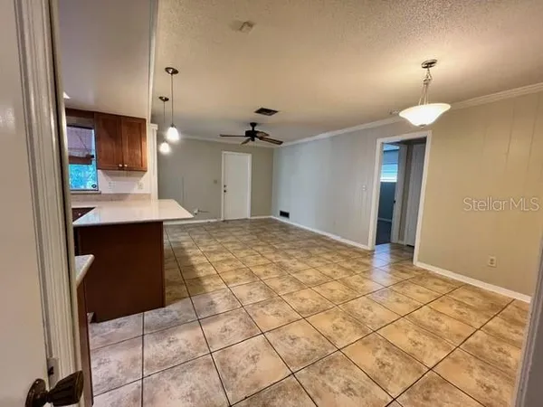 $2,800 | 3211 South Osceola Avenue, Orlando, FL 32806
