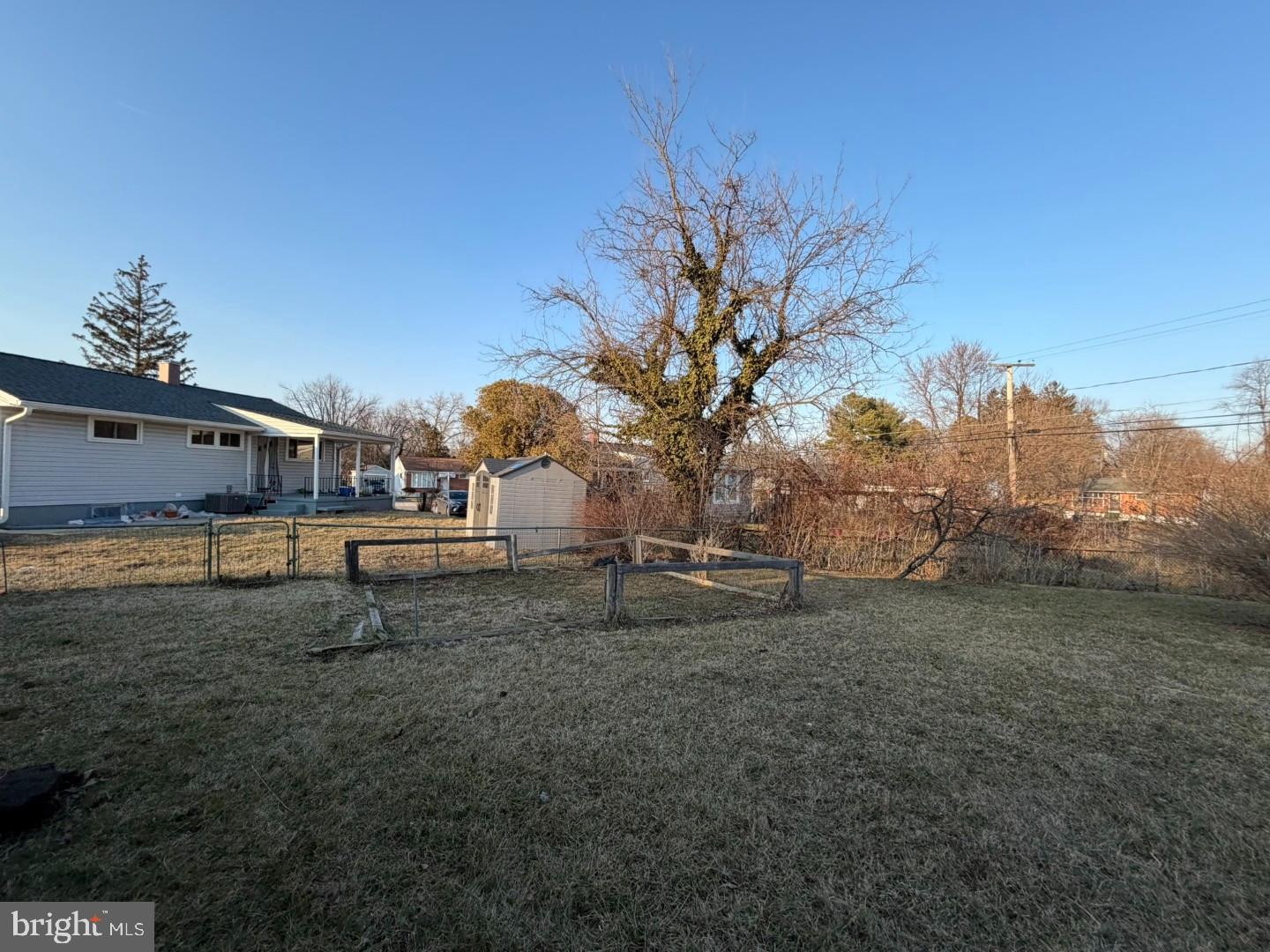 3829 Elmcroft Road Randallstown, MD 21133 - Photo 55 of 56 a house view with a sitting space
