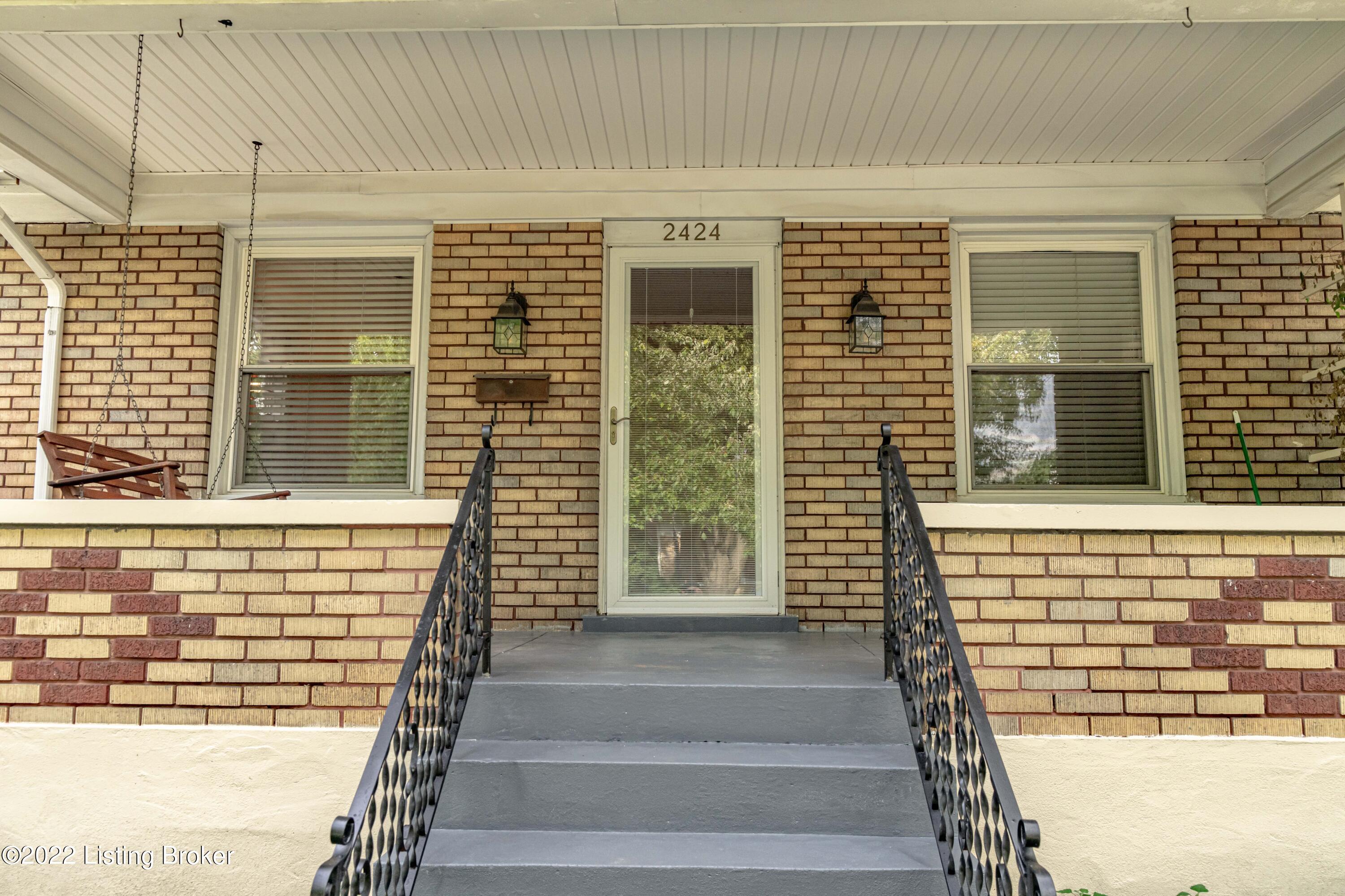 2424 Sherry Road Louisville, KY 40217 - Photo 8 of 23 DSC09700