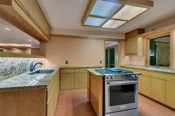 $450,000 | 398 Riverside Avenue South, Sartell, MN 56377