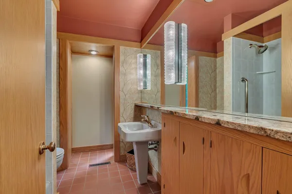 $450,000 | 398 Riverside Avenue South, Sartell, MN 56377