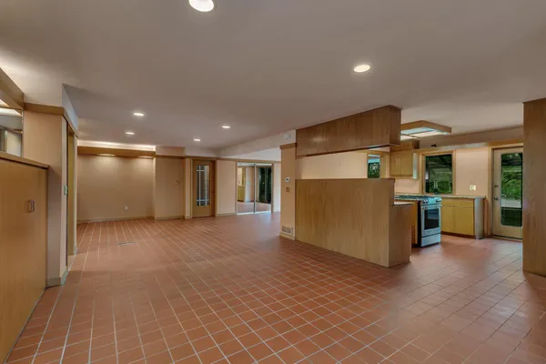 $450,000 | 398 Riverside Avenue South, Sartell, MN 56377