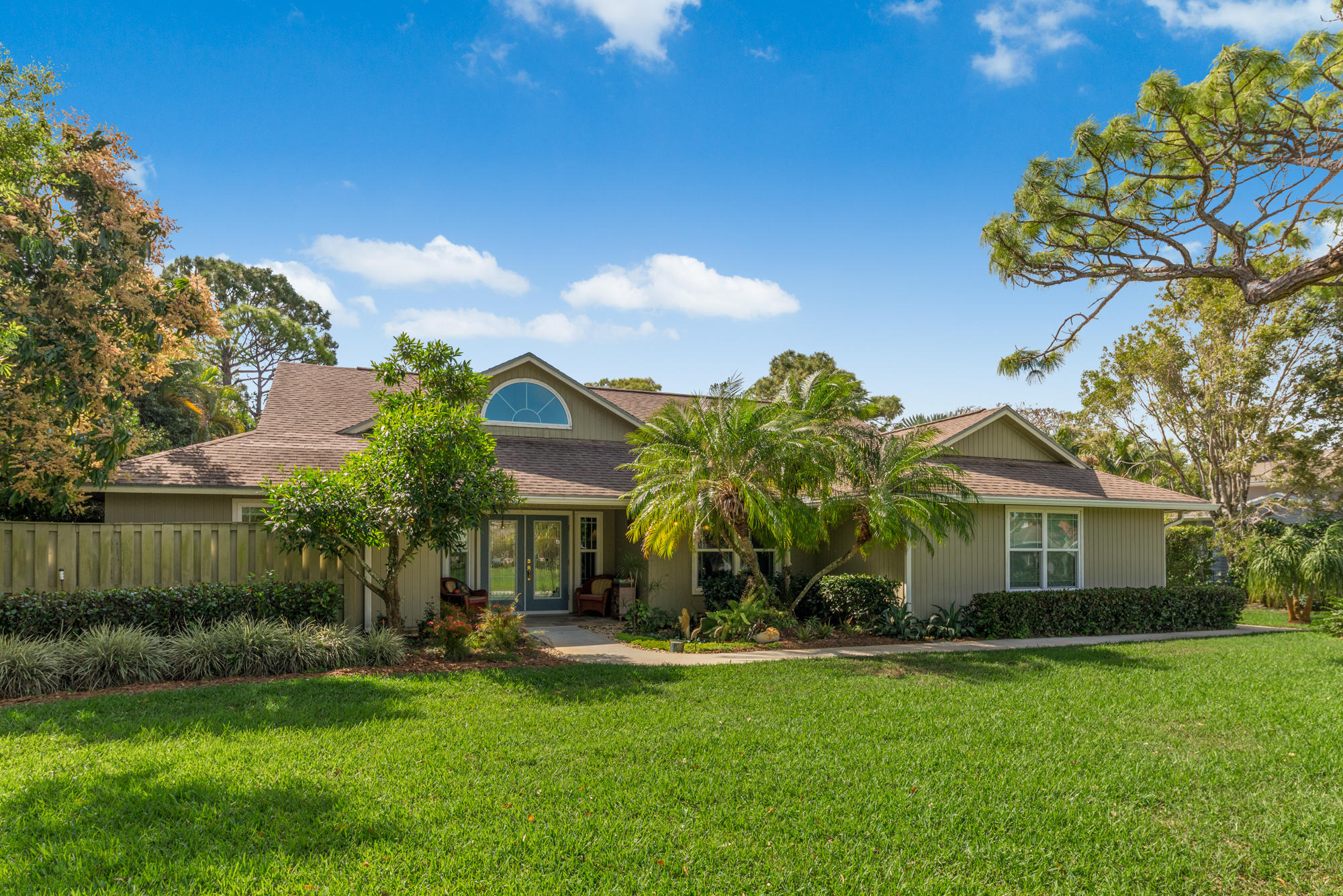 6256 Wood Lake Road Jupiter, FL 33458 - Photo 1 of 37 6256 Woodlake Road, Jupiter, FL 33458