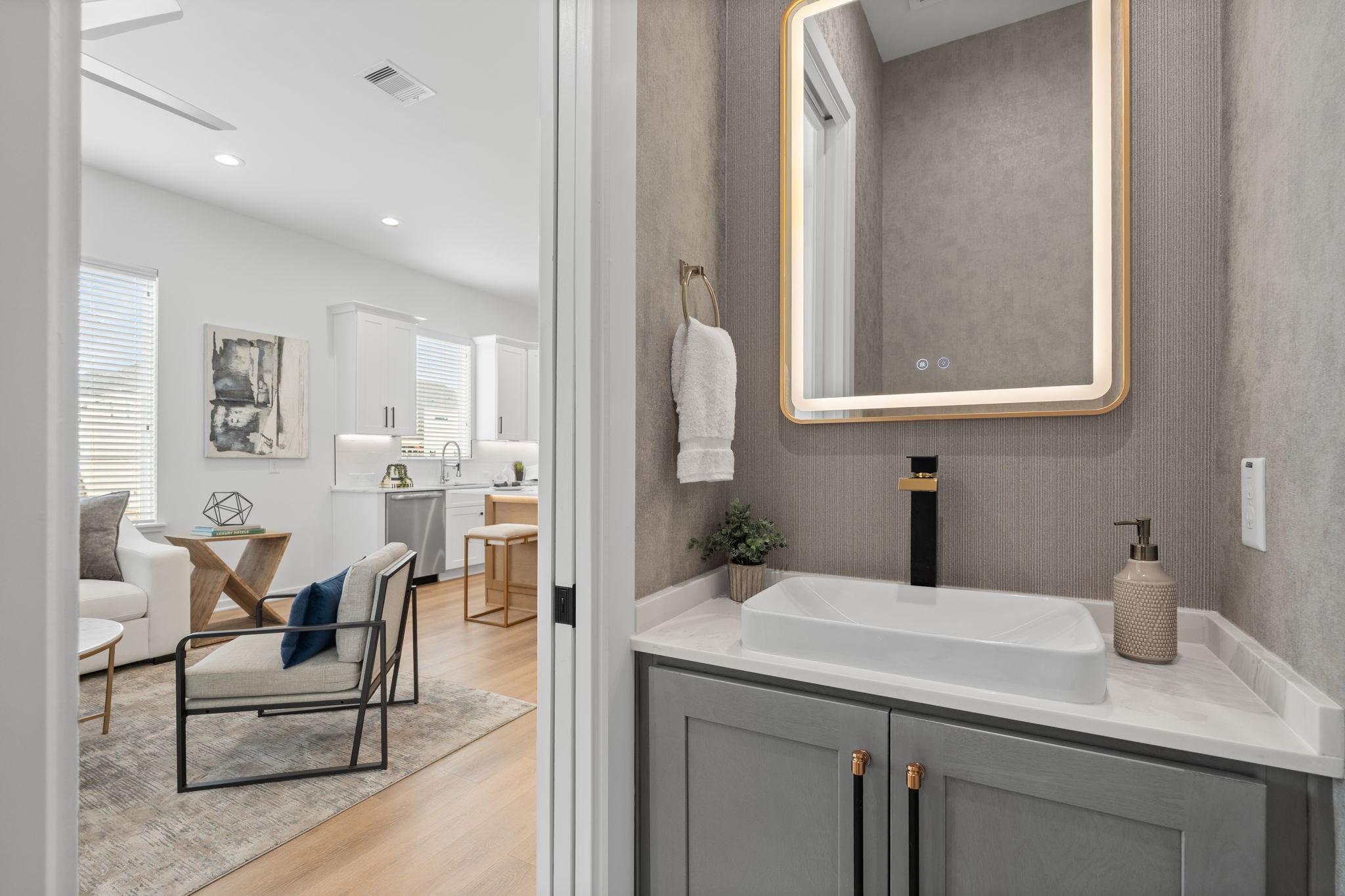 4746 Martin Street Houston, TX 77018 - Photo 19 of 49