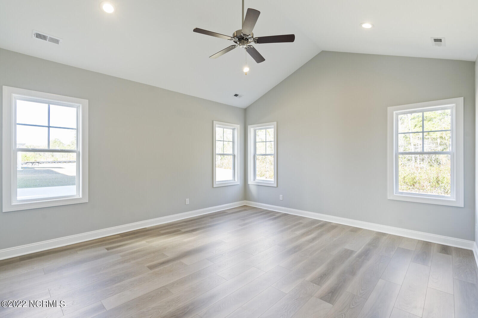192 Abaco Way Hampstead, NC 28443 - Photo 33 of 63 33_DSC05725_mls