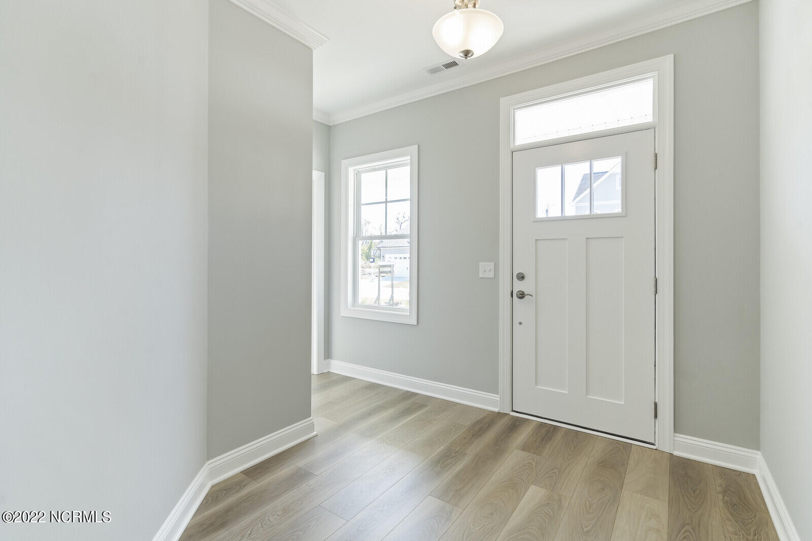 192 Abaco Way Hampstead, NC 28443 - Photo 5 of 63 05_DSC05452_mls