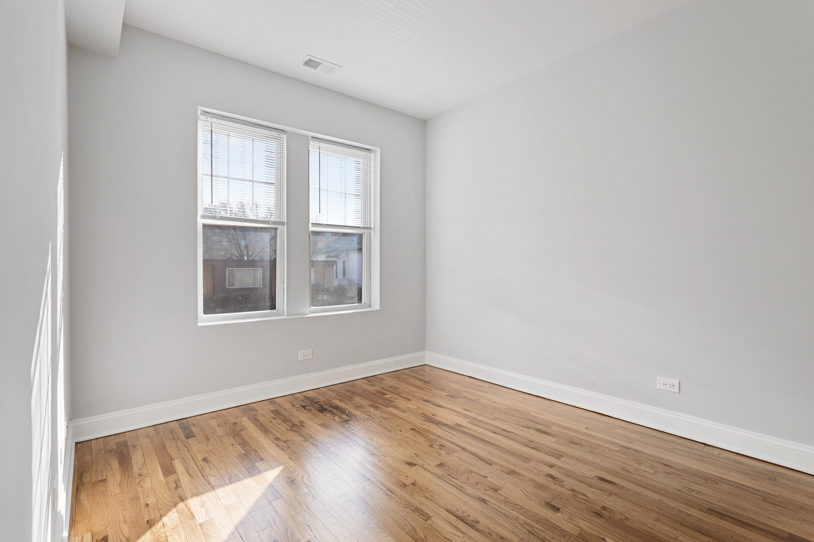 7322 North Damen Avenue, Unit 2 Chicago, IL 60645 - Photo 10 of 16