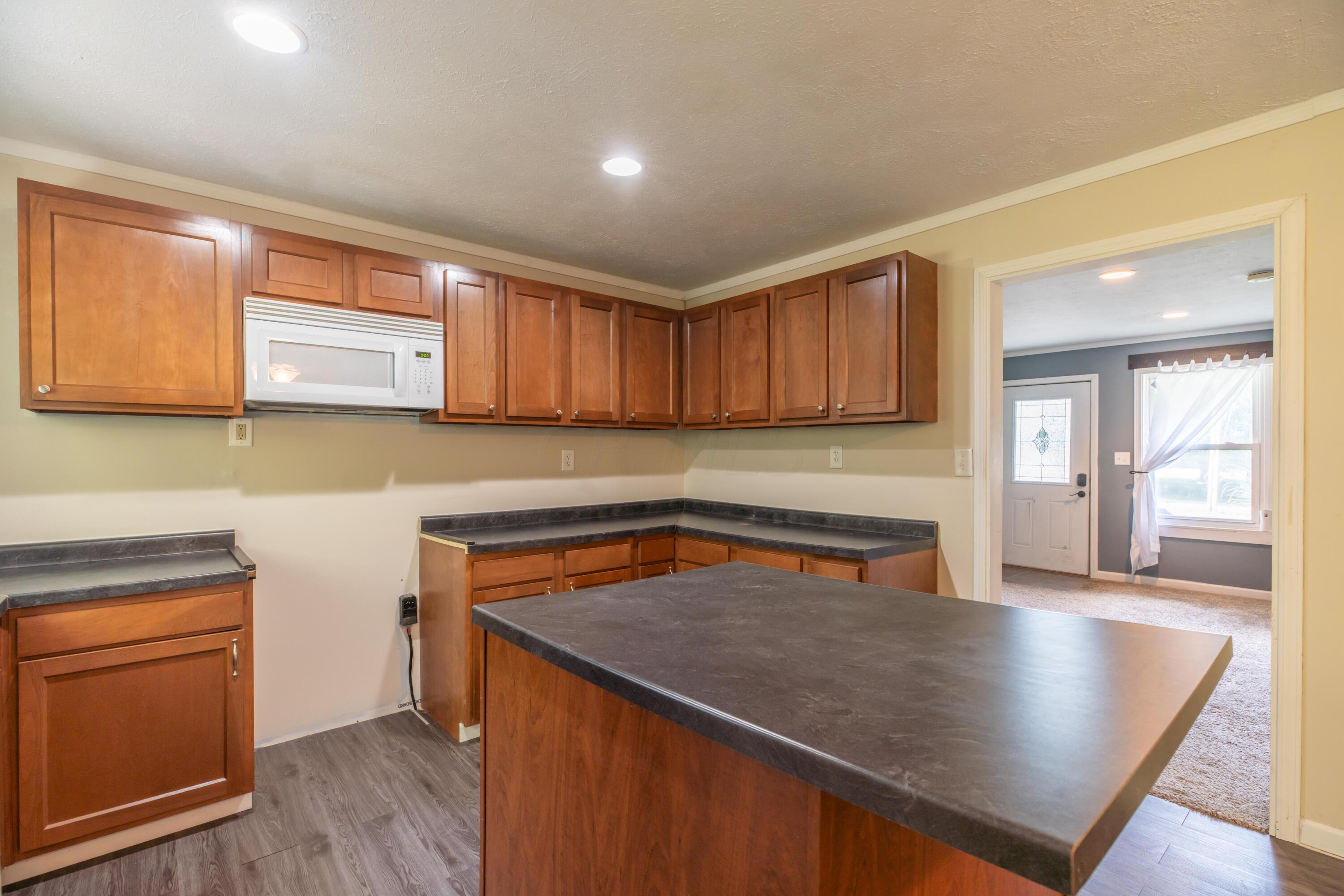 33 Neil Street Delaware, OH 43015 - Photo 11 of 39 33Neil-2229