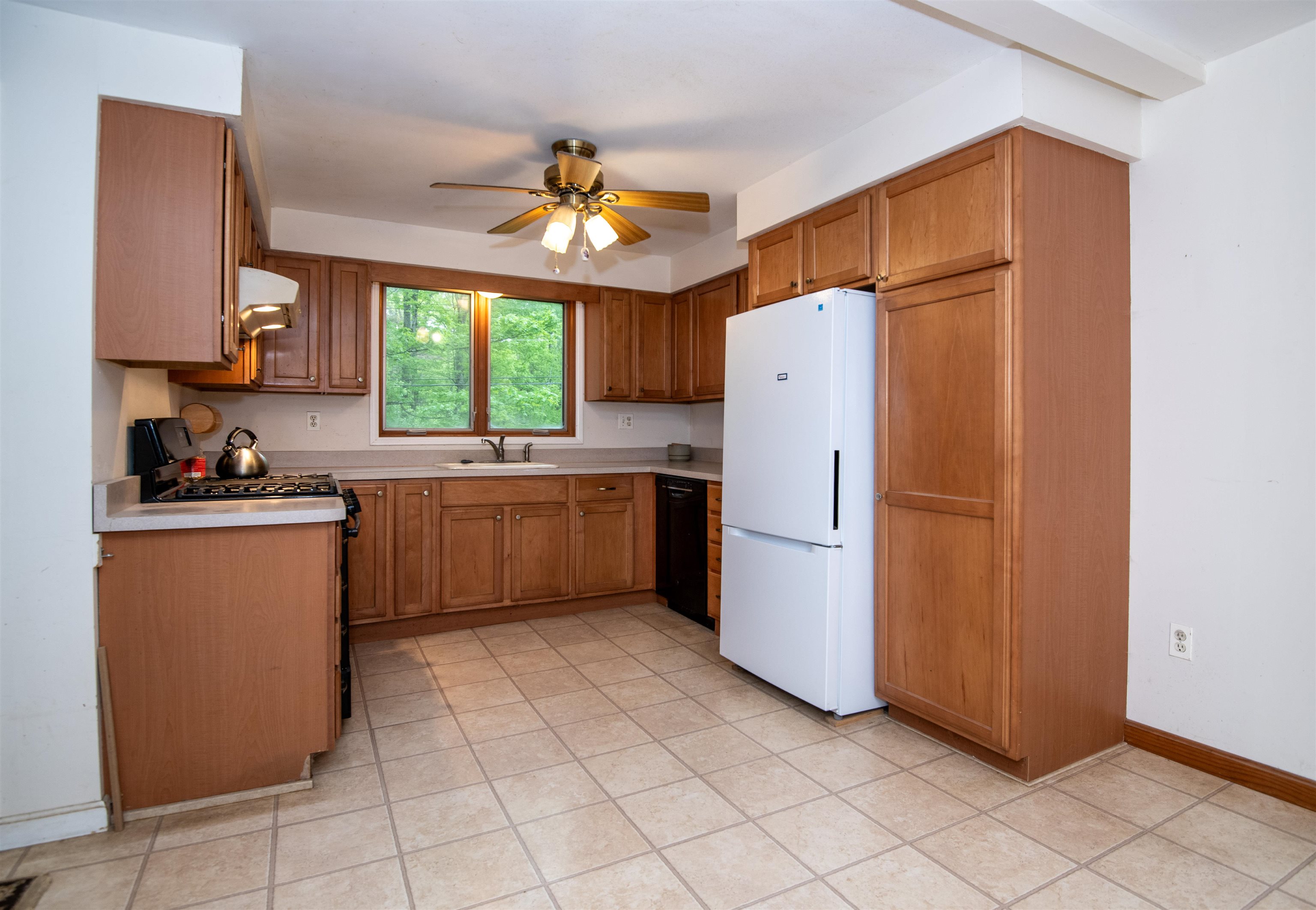 1529 Belmont Road Mount Holly, VT 05730 - Photo 6 of 39