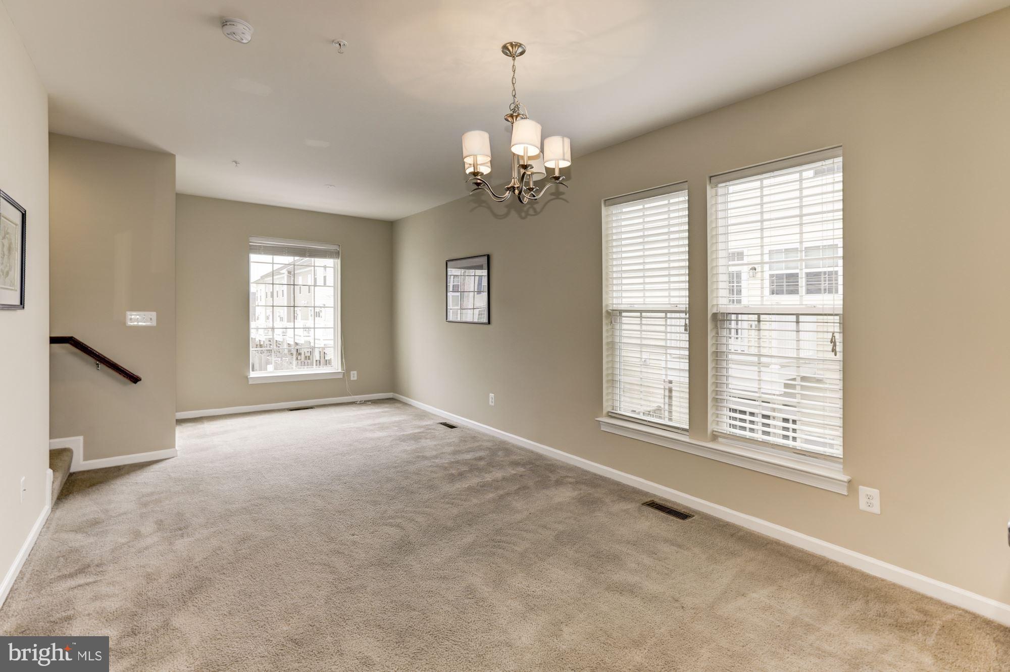 7478 Riding Meadow Way Manassas, VA 20111 - Photo 11 of 32