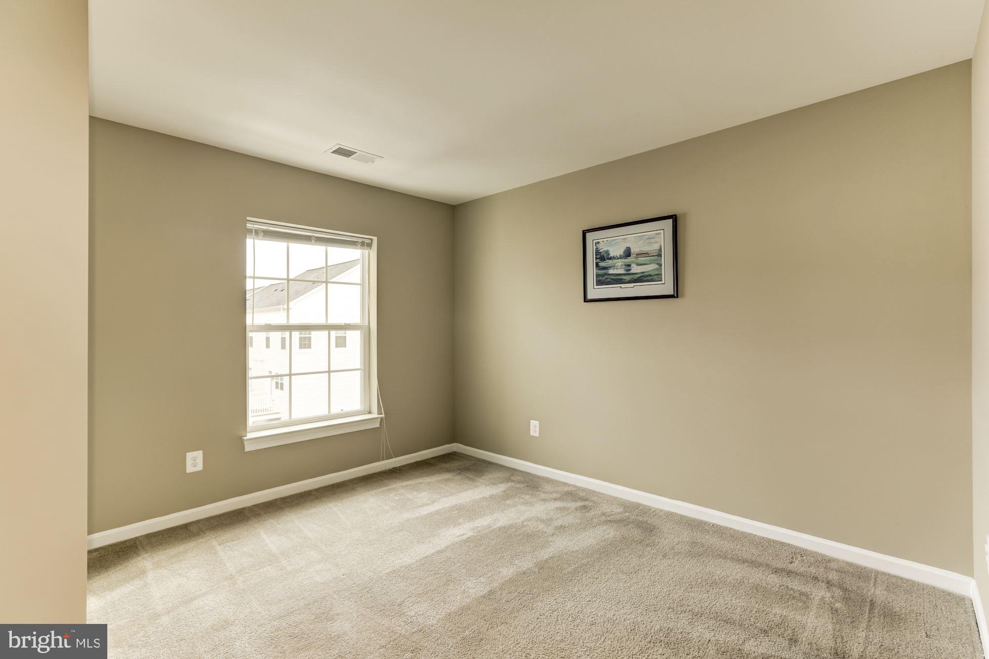 7478 Riding Meadow Way Manassas, VA 20111 - Photo 20 of 32 2nd bedroom pic 1
