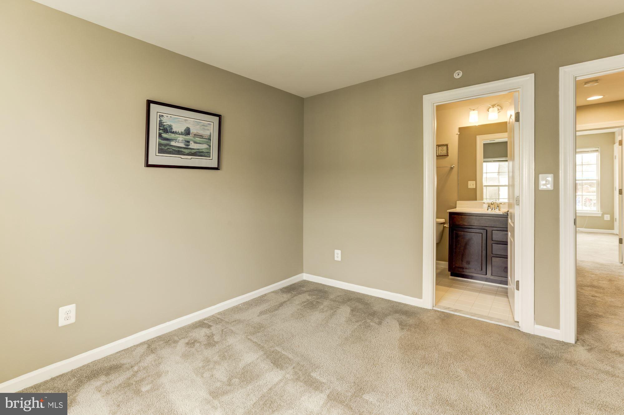 7478 Riding Meadow Way Manassas, VA 20111 - Photo 21 of 32 2nd bedroom pic 2