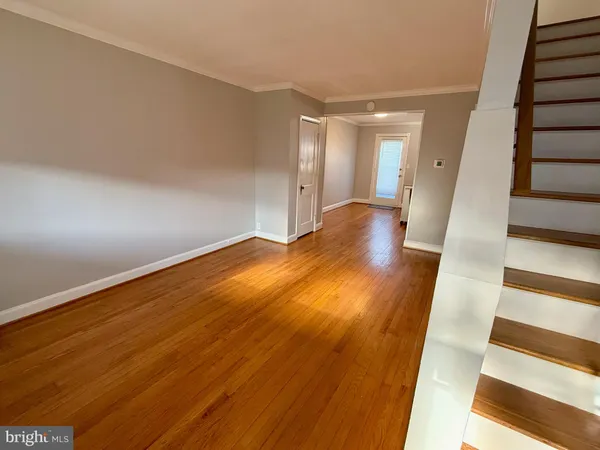 $1,900 | 3613 Parkdale Avenue, Baltimore, MD 21211