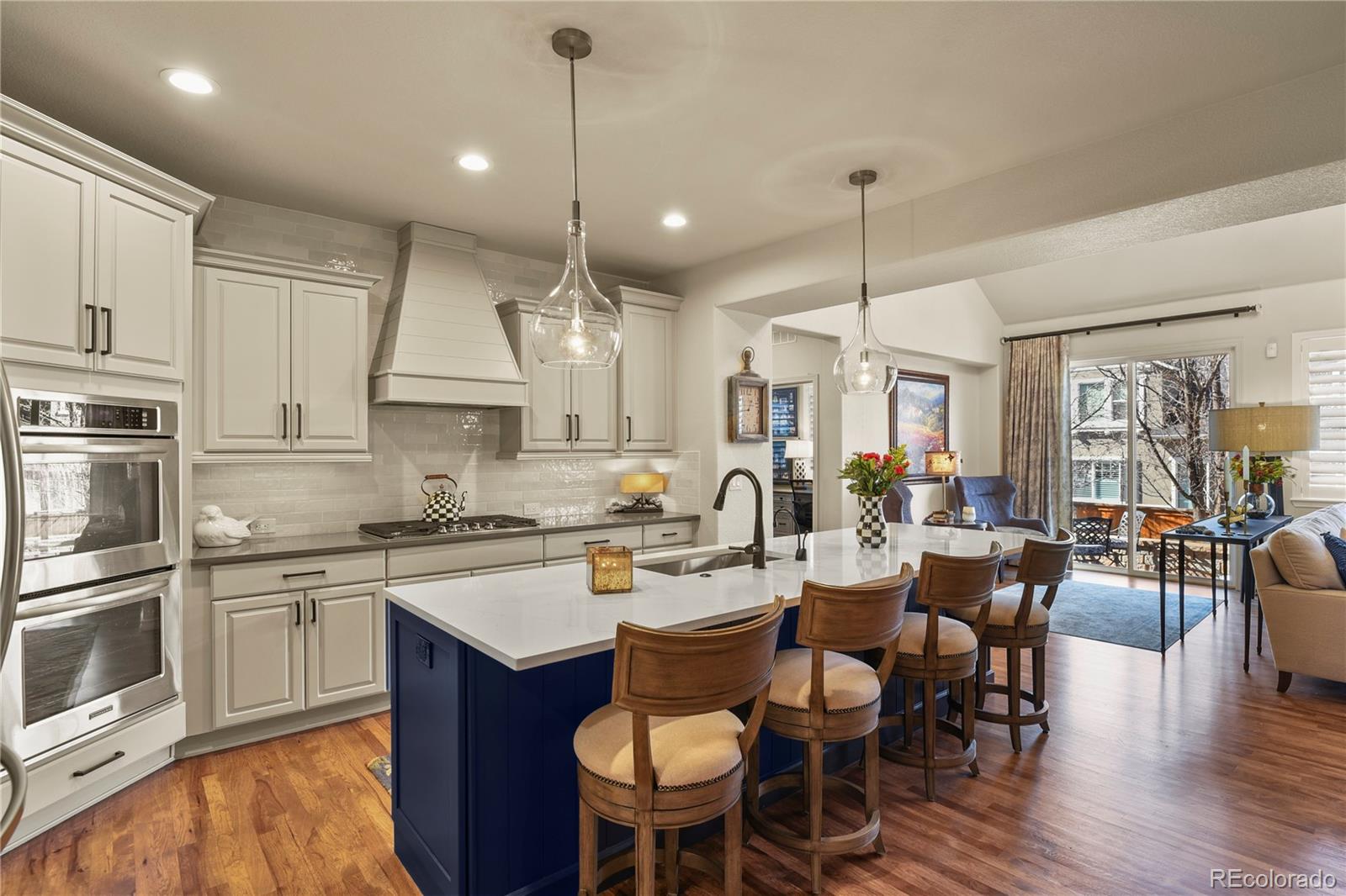 10828 Valleybrook Circle Highlands Ranch, CO 80130 - Photo 10 of 32 Gallery Image 10