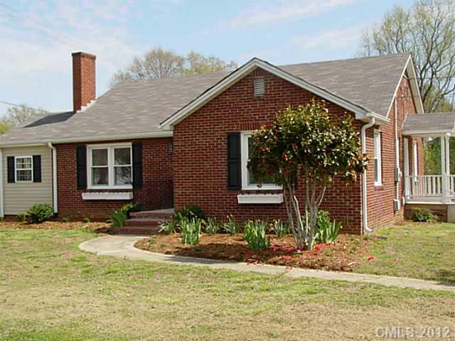 424 Ridge Street Albemarle, NC 28001 - Photo 1 of 16 Gallery Image 1