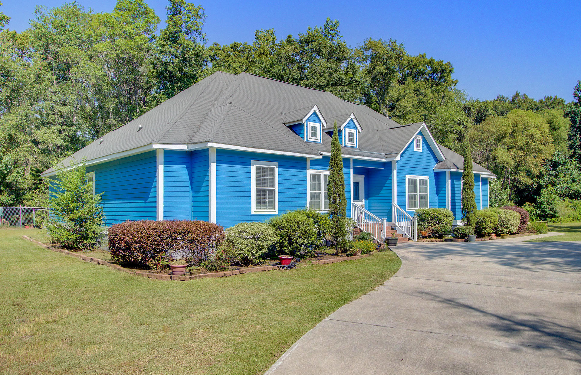 8667 Parkers Ferry Road Adams Run, SC 29426 - Photo 4 of 48 4