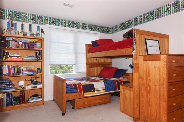 16 Surrey Road Littleton, MA 01460 - Photo 11 of 20 Gallery Image 11