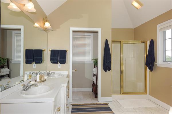 16 Surrey Road Littleton, MA 01460 - Photo 13 of 20 Gallery Image 13