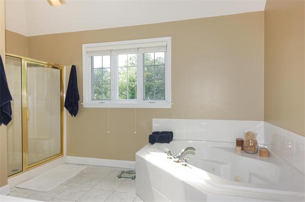 16 Surrey Road Littleton, MA 01460 - Photo 14 of 20 Gallery Image 14