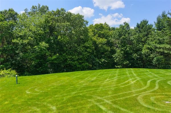 16 Surrey Road Littleton, MA 01460 - Photo 18 of 20 Gallery Image 18