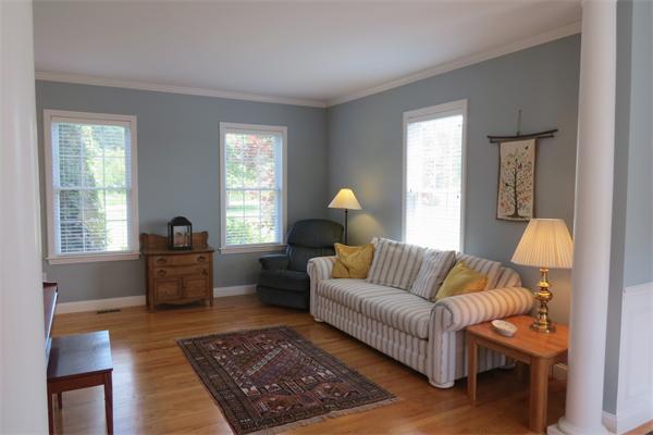 16 Surrey Road Littleton, MA 01460 - Photo 5 of 20 Gallery Image 5