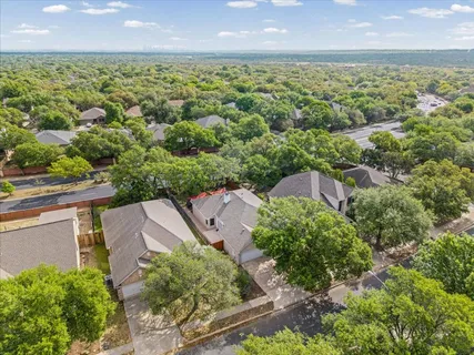 $595,000 | 5948 Lomita Verde Circle, Austin, TX 78749