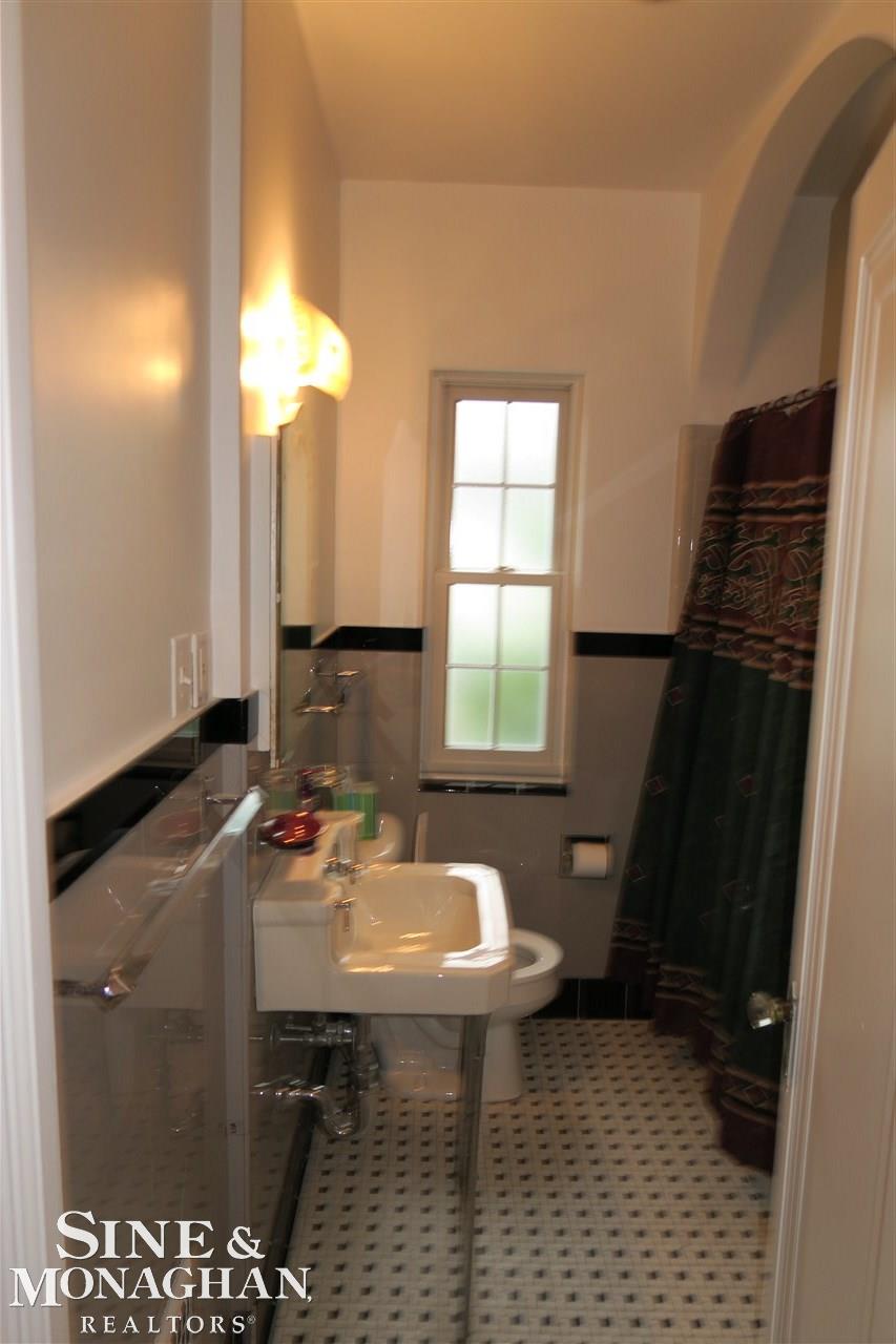 897 Rivard Boulevard, Unit 899 RIVARD Grosse Pointe, MI 48230 - Photo 22 of 26