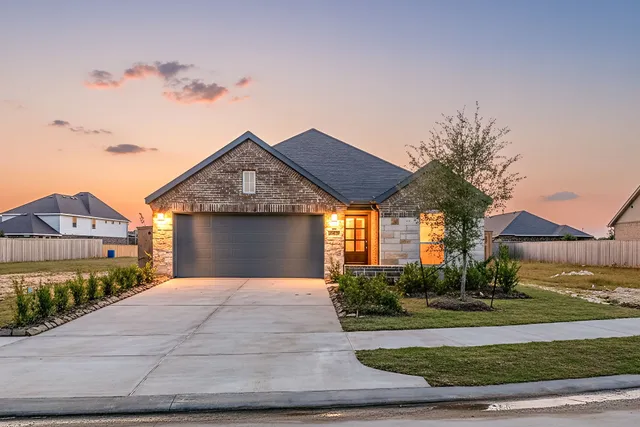 $2,650 | 12210 Bell County Court, Cypress, TX 77433