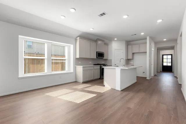 $2,650 | 12210 Bell County Court, Cypress, TX 77433