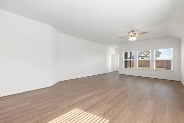 $2,650 | 12210 Bell County Court, Cypress, TX 77433