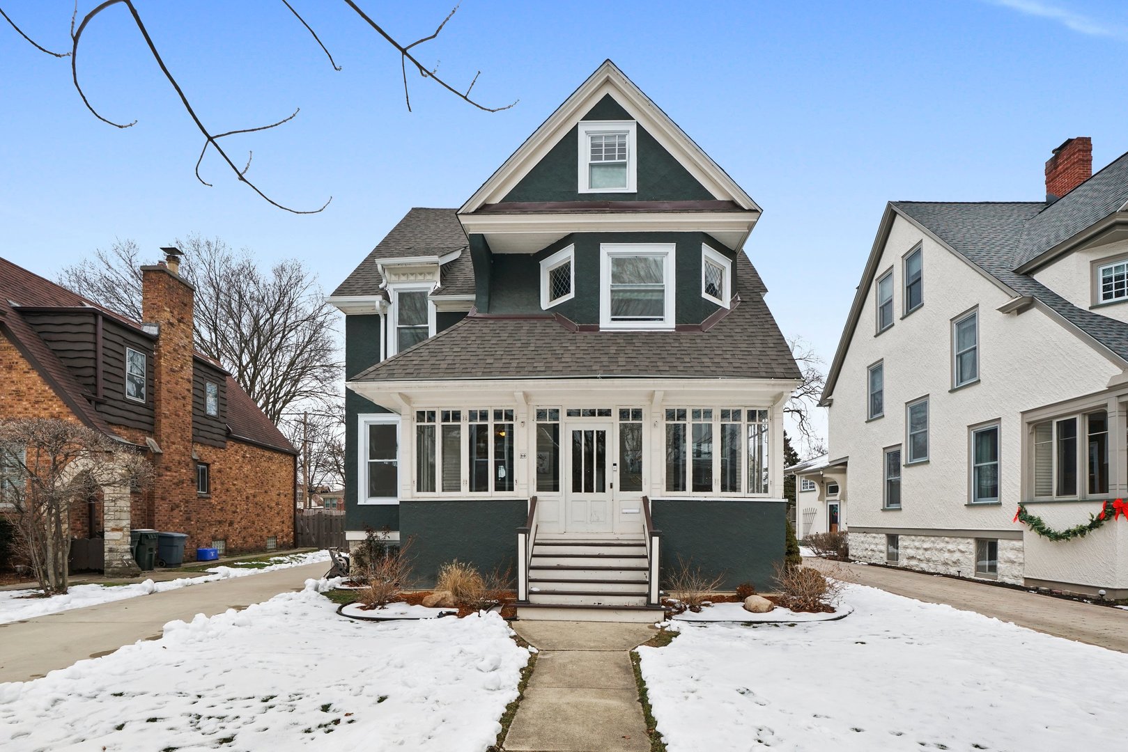 90 Lawton Road Riverside, IL 60546 - Photo 1 of 32