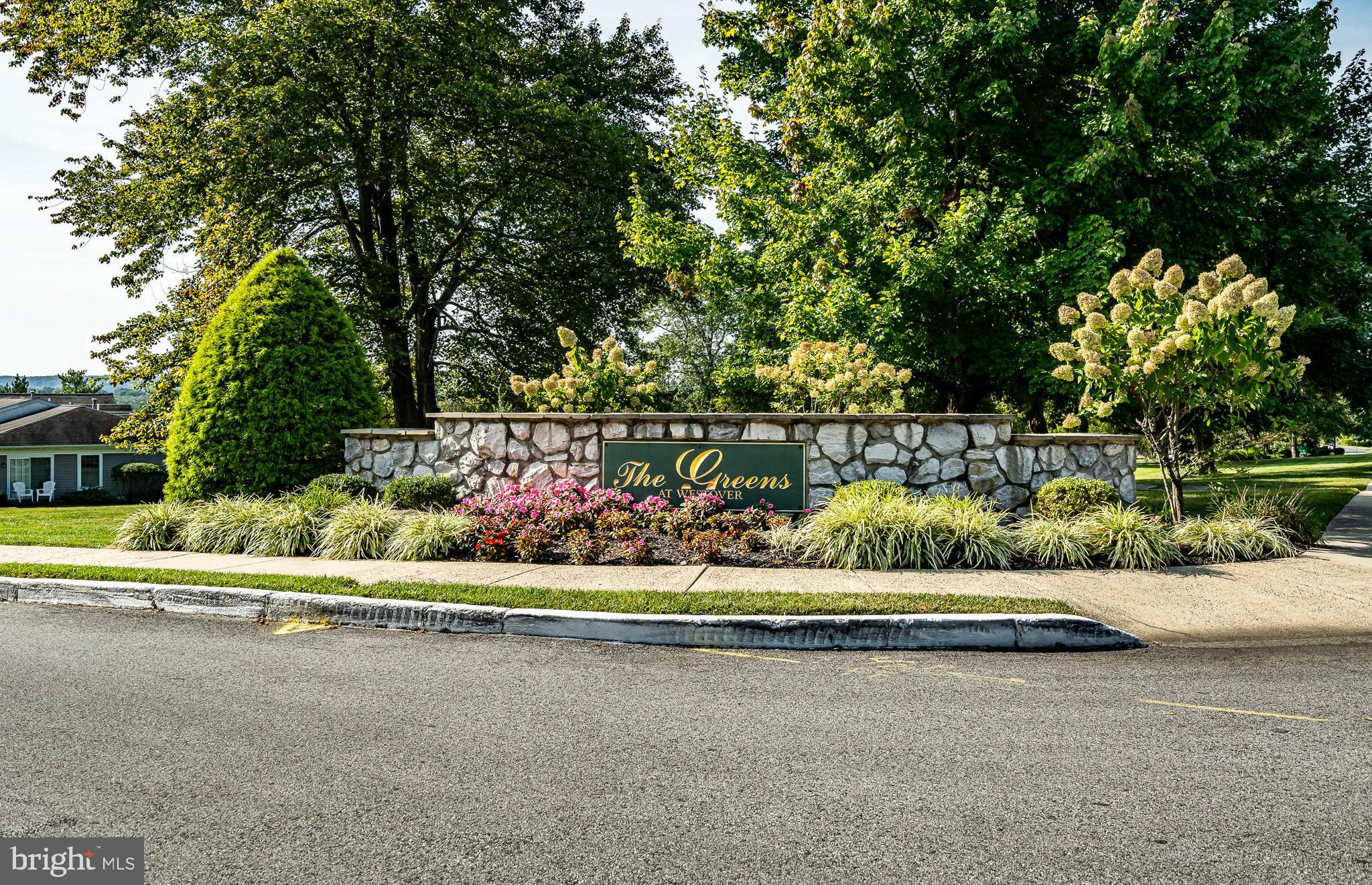 324 Brandon Road Norristown, PA 19403 - Photo 4 of 33