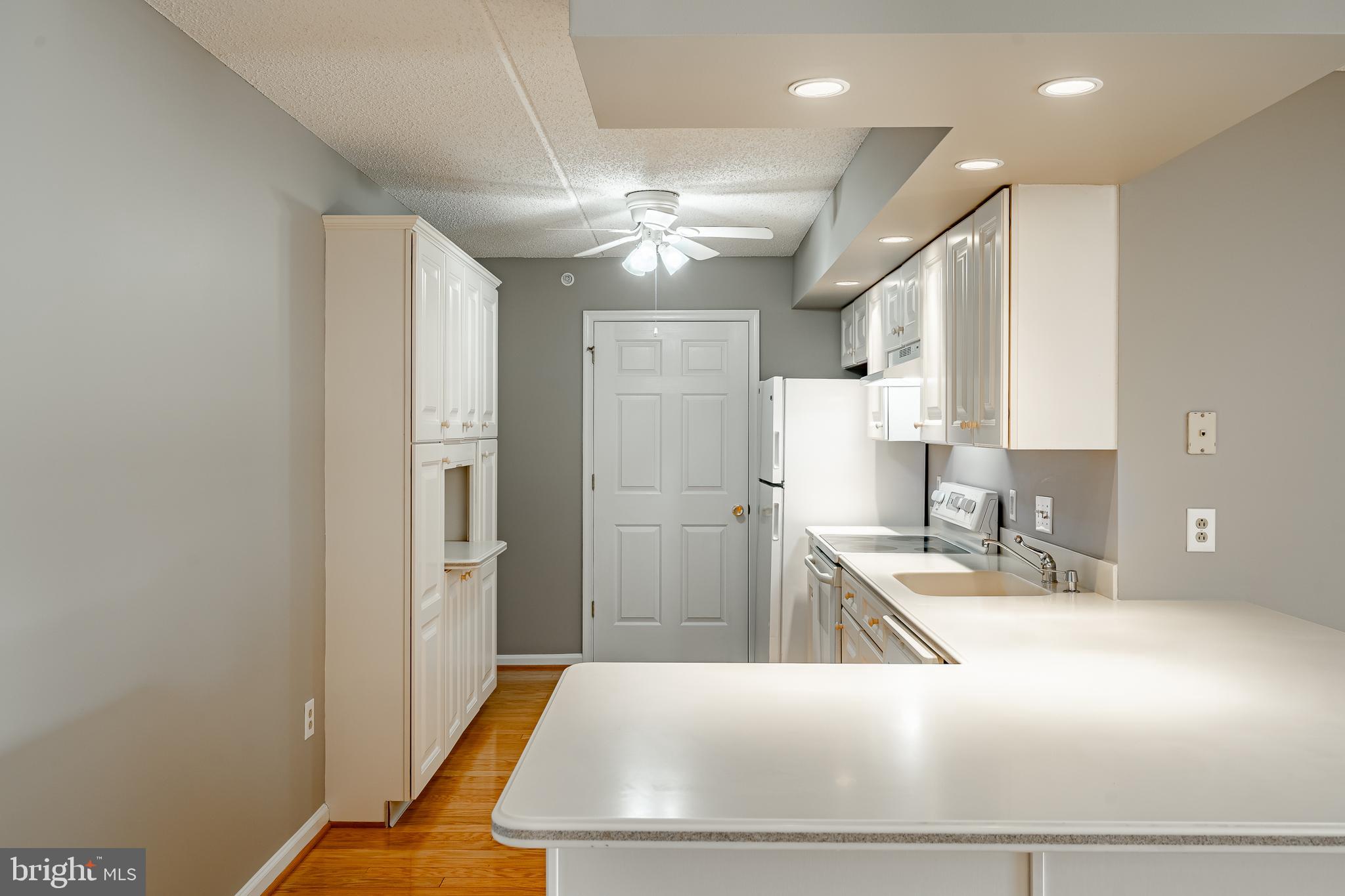 324 Brandon Road Norristown, PA 19403 - Photo 10 of 33