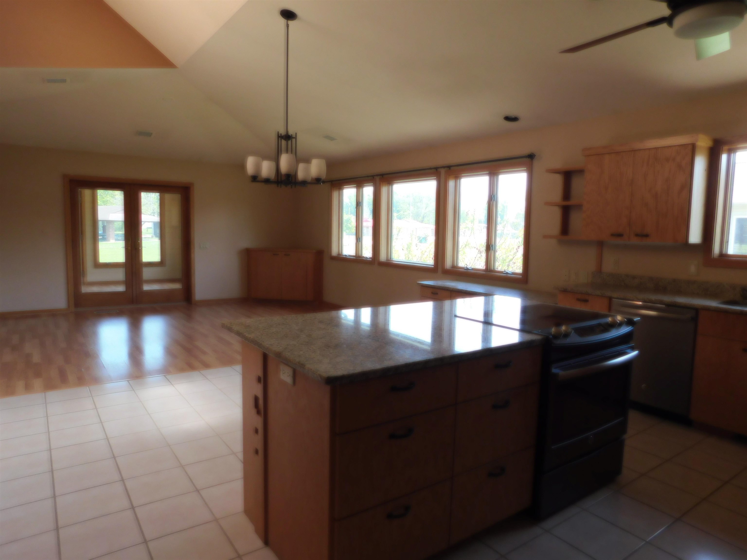 555 North Washington Street Spring Green, WI 53588 - Photo 16 of 52