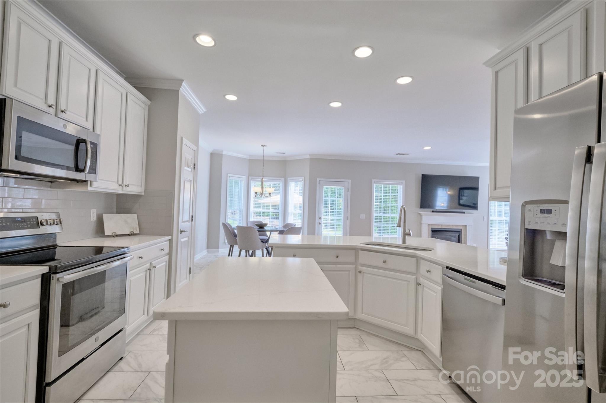 319 Forest Walk Lane Fort Mill, SC 29708 - Photo 7 of 36 Gallery Image 7