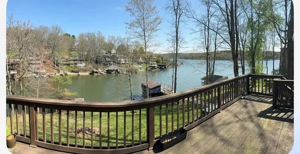 $843,500 | 503 Greenacre Circle, Howard, OH 43028