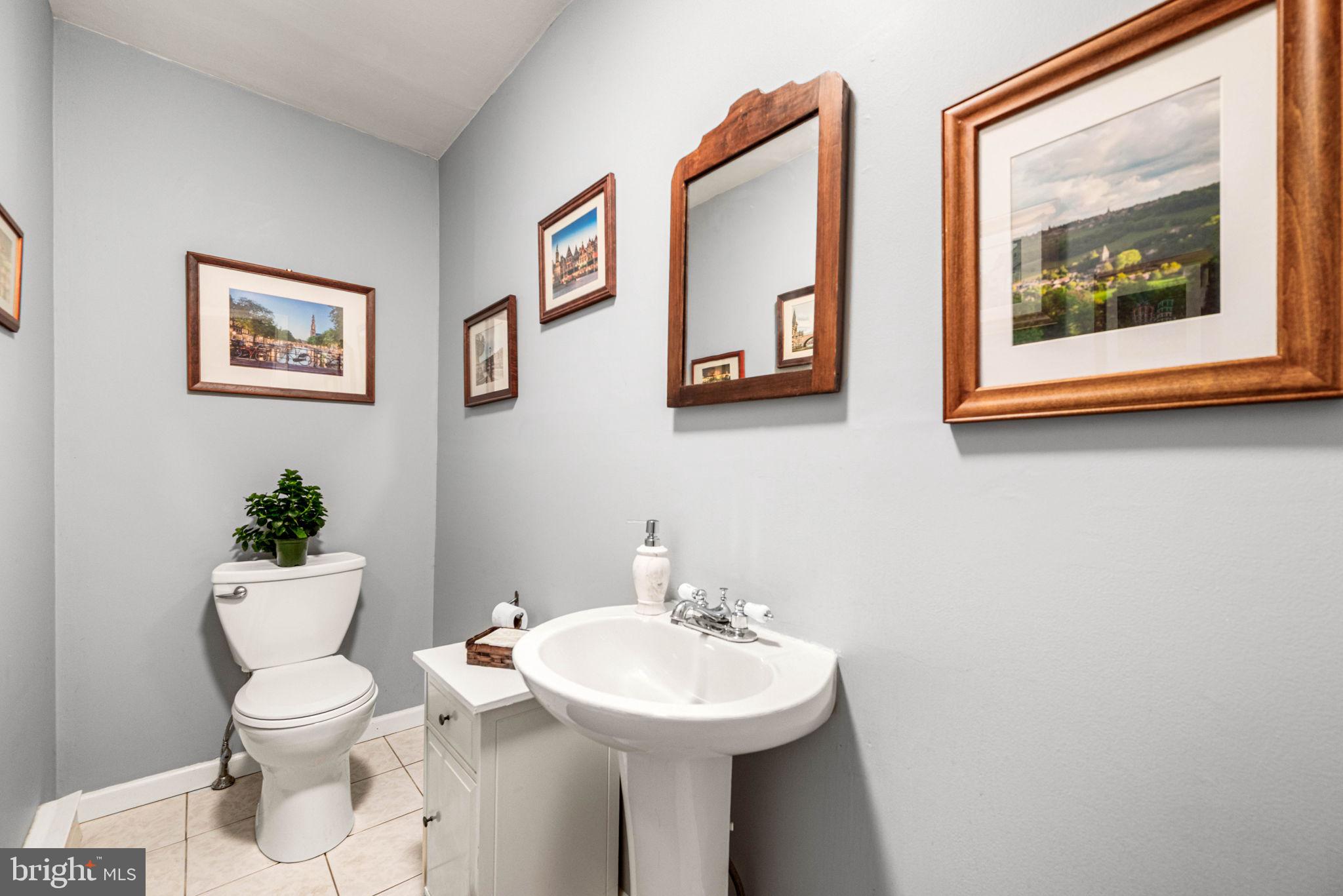 220 South Walnut Street West Chester, PA 19382 - Photo 16 of 37 1st Floor Half Bath