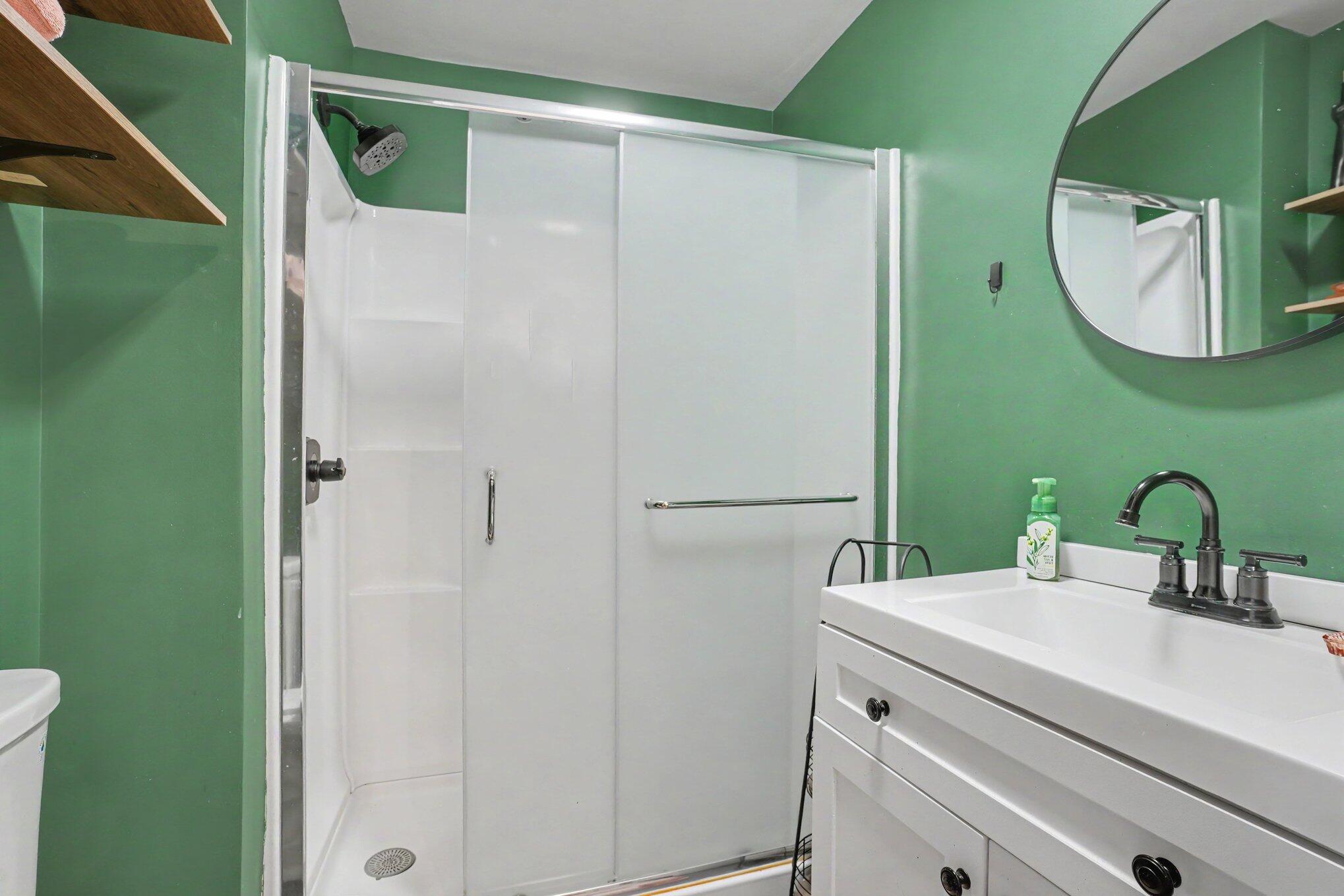 722 South Grant Avenue Three Rivers, MI 49093 - Photo 12 of 26 016_file_6032