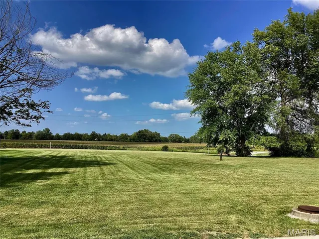 $32,500 | 109 Willow Drive, Freeburg, IL 62243