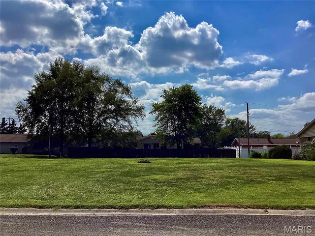 $32,500 | 109 Willow Drive, Freeburg, IL 62243