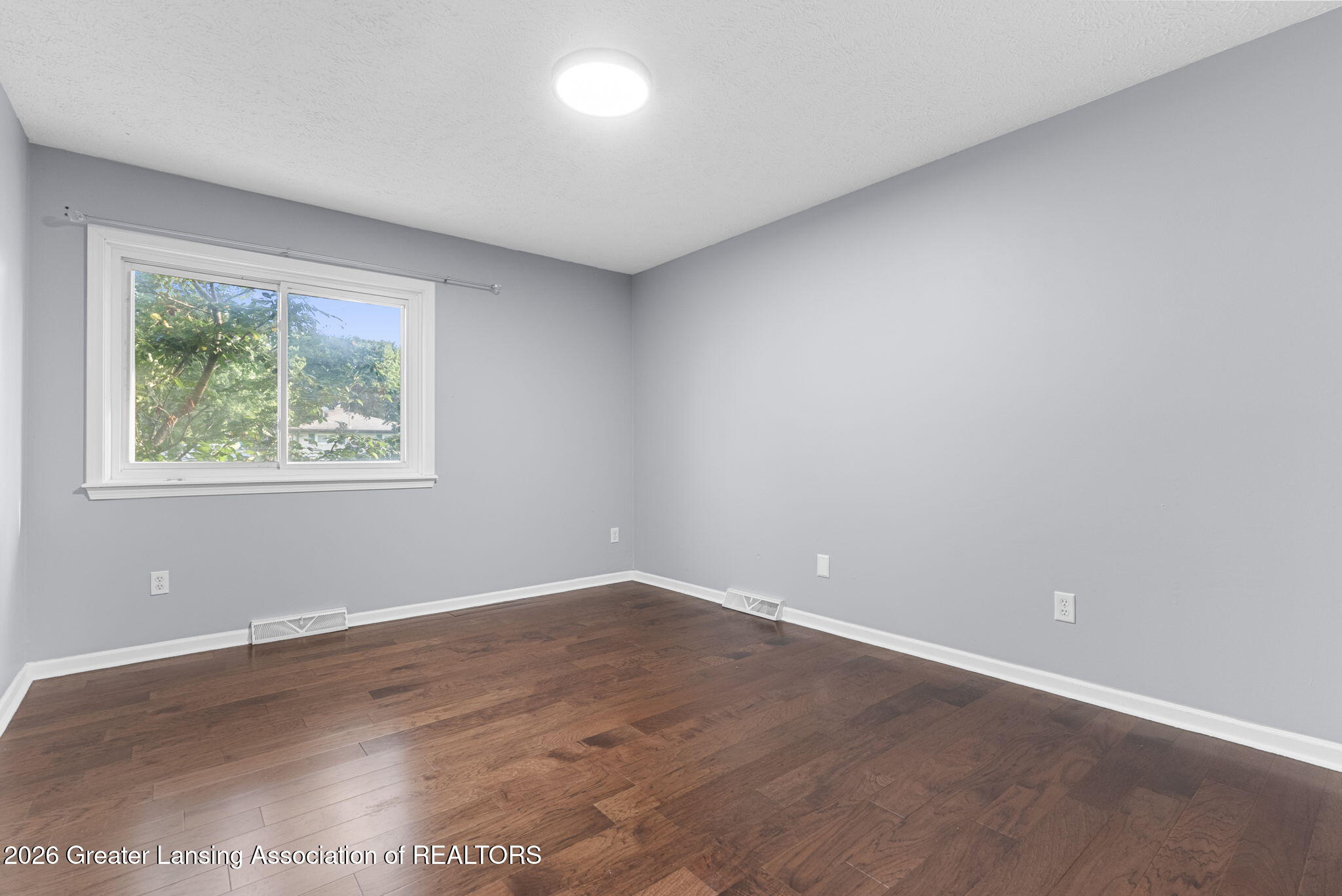 6044 Bishop Road Lansing, MI 48911 - Photo 27 of 57 19-web-or-mls-Media Jett -19