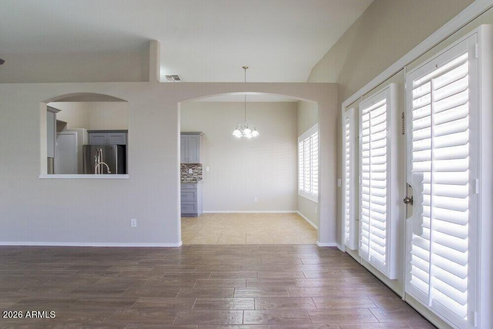 16634 North 35th Way Phoenix, AZ 85032 - Photo 5 of 16 Photo #5